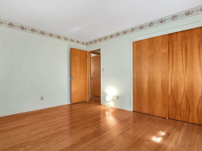 325 W Liberty Street , Bucyrus, OH 44820 Photo 15