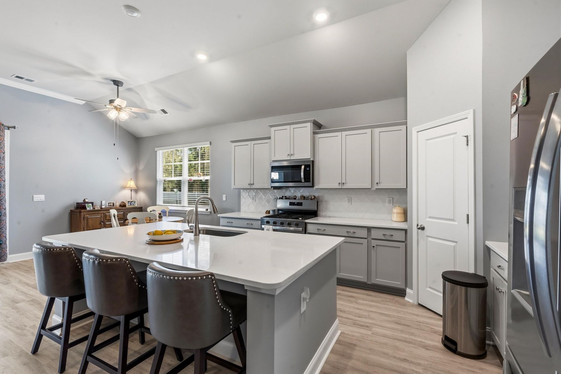 370 Rose Mallow Dr. Photo 4