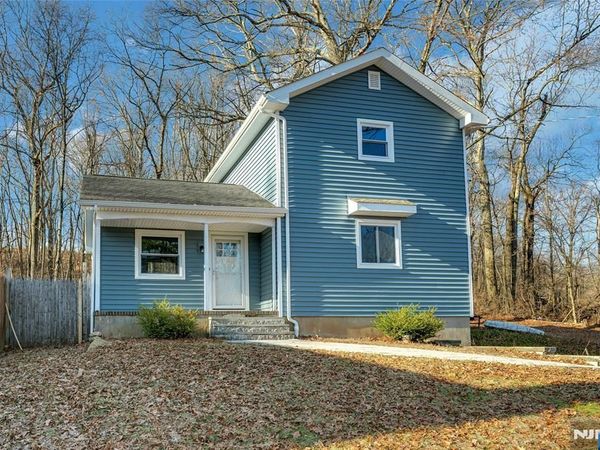 157 Kings Highway, Roxbury Township, NJ 07850