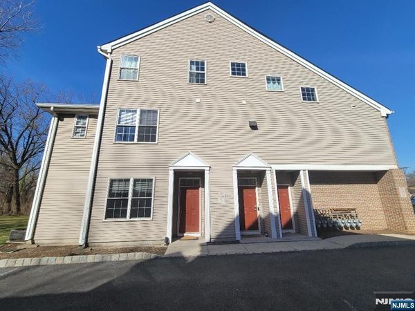 45 Birch Street 207, Unit 207, RIDGEFIELD PARK, NJ 07660