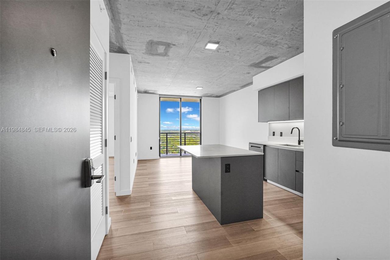 307 SW 5th St, Unit 2514, Fort Lauderdale, FL 33315 Photo
