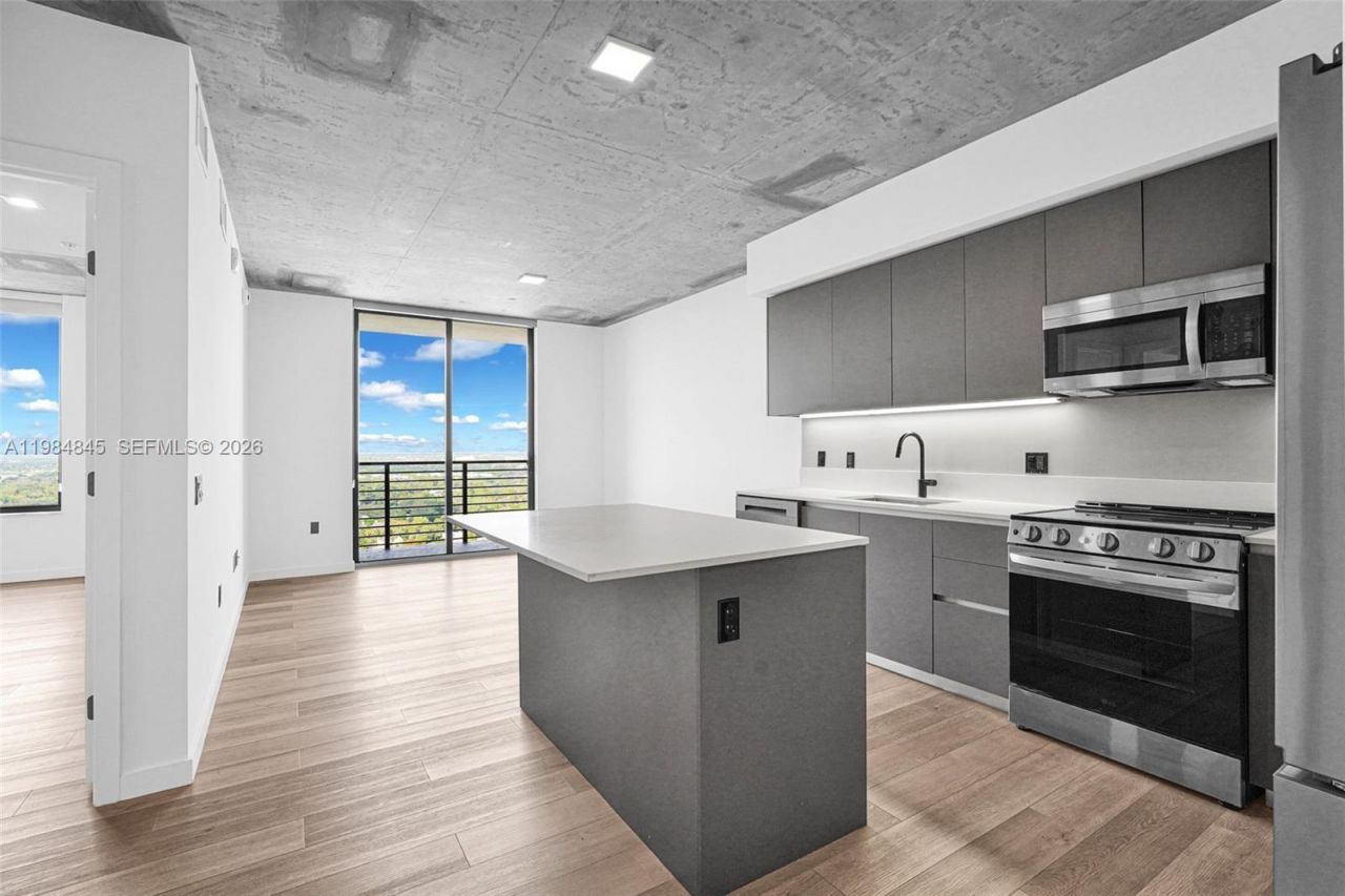 307 SW 5th St, Unit 2514, Fort Lauderdale, FL 33315 Photo