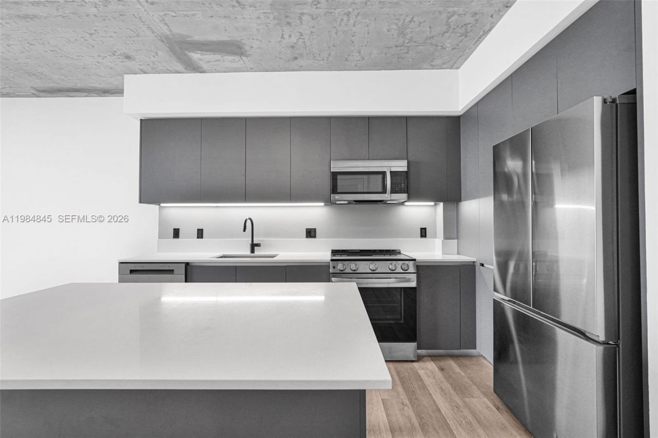 307 SW 5th St, Unit 2514, Fort Lauderdale, FL 33315 Photo
