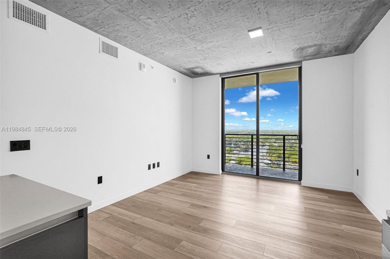 307 SW 5th St, Unit 2514, Fort Lauderdale, FL 33315 Photo