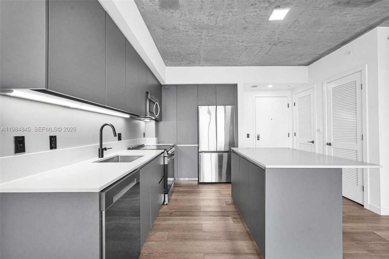 307 SW 5th St, Unit 2514, Fort Lauderdale, FL 33315 Photo