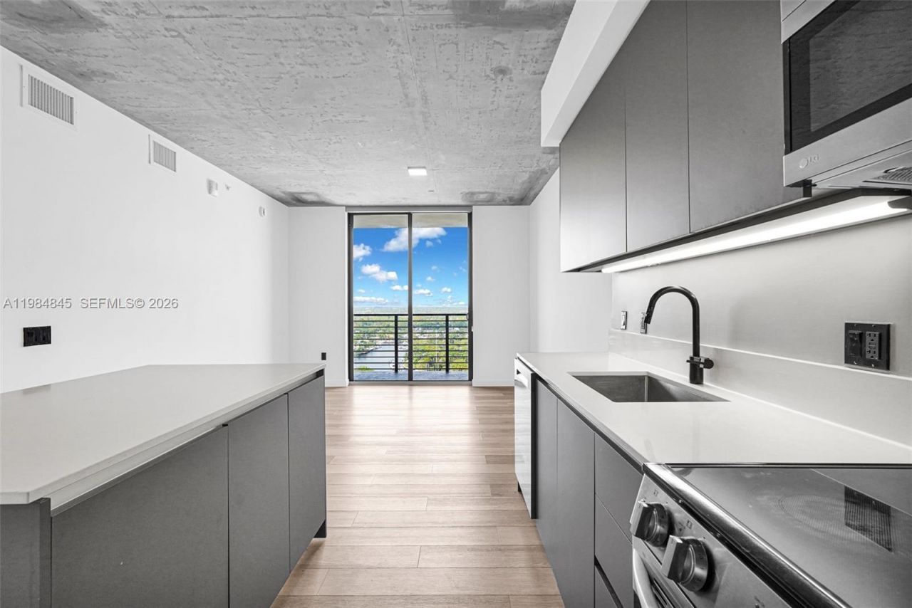 307 SW 5th St, Unit 2514, Fort Lauderdale, FL 33315 Photo