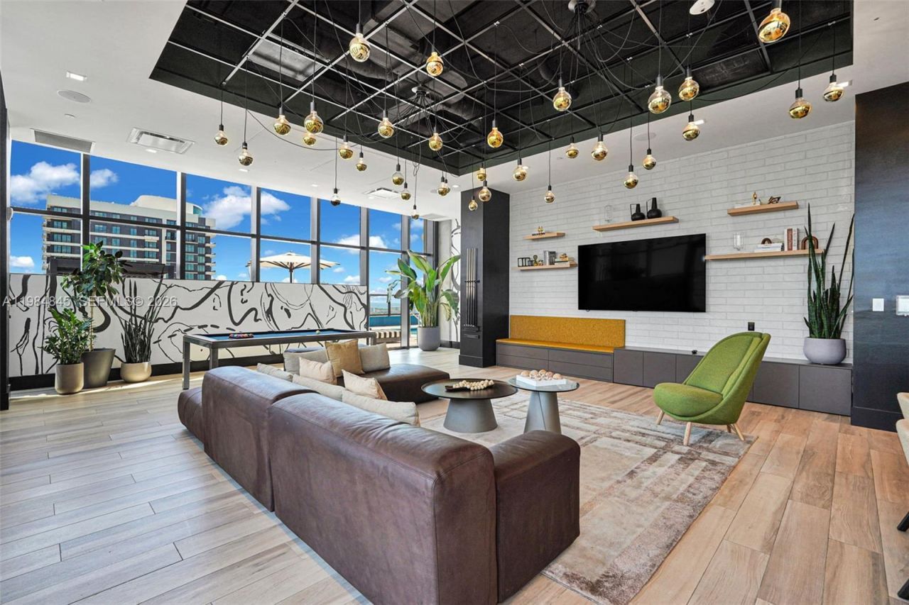 307 SW 5th St, Unit 2514, Fort Lauderdale, FL 33315 Photo