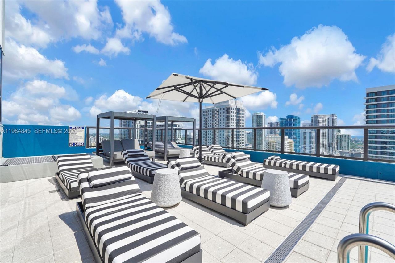 307 SW 5th St, Unit 2514, Fort Lauderdale, FL 33315 Photo