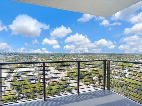 307 SW 5th St, Unit 1809, Fort Lauderdale, FL 33315