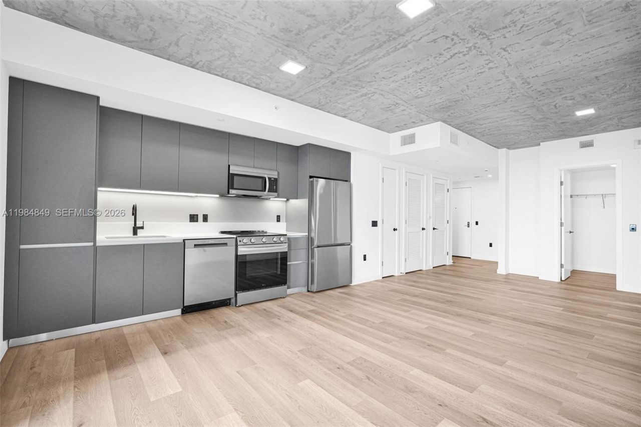 307 SW 5th St, Unit 1809, Fort Lauderdale, FL 33315 Photo