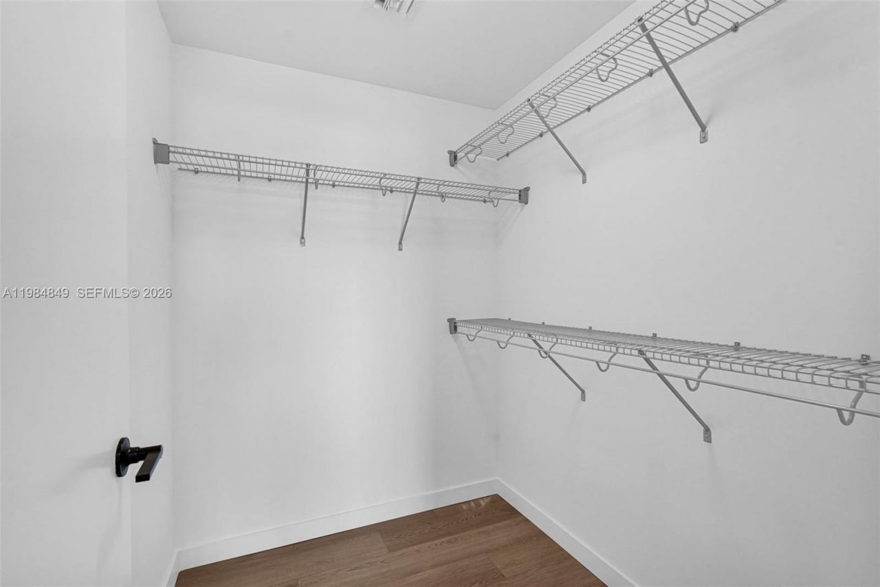 307 SW 5th St, Unit 1809, Fort Lauderdale, FL 33315 Photo