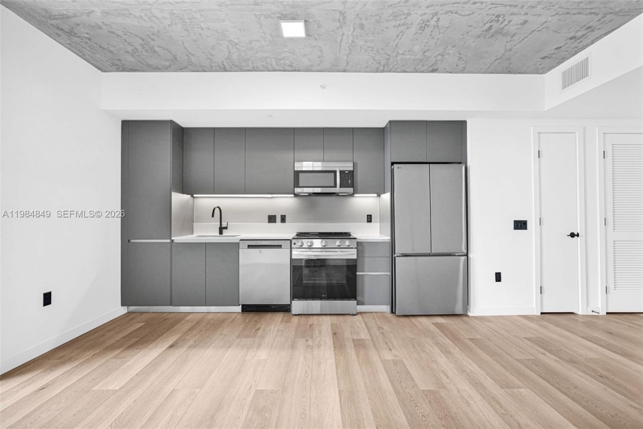 307 SW 5th St, Unit 1809, Fort Lauderdale, FL 33315 Photo