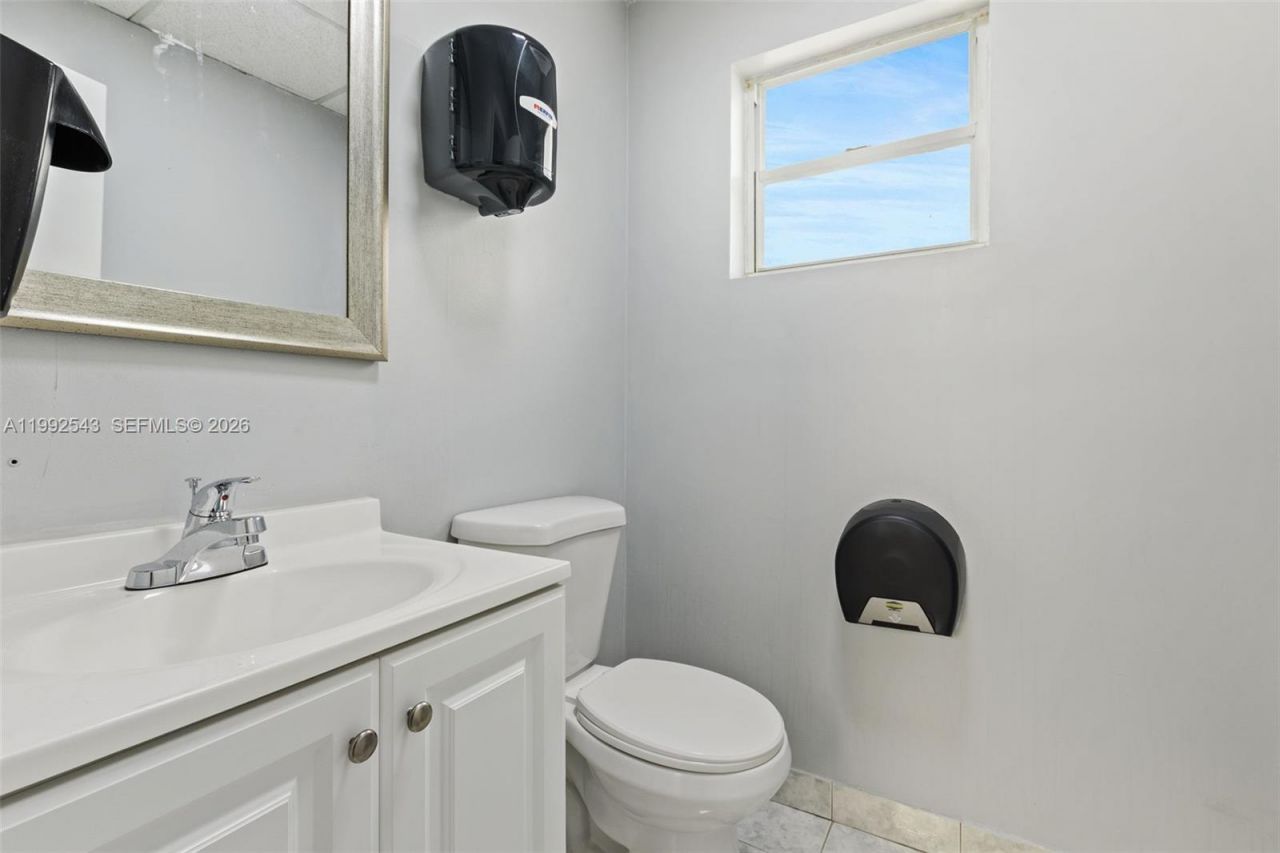 2441 NW 93rd Ave , Unit 108, Doral, FL 33172 Photo