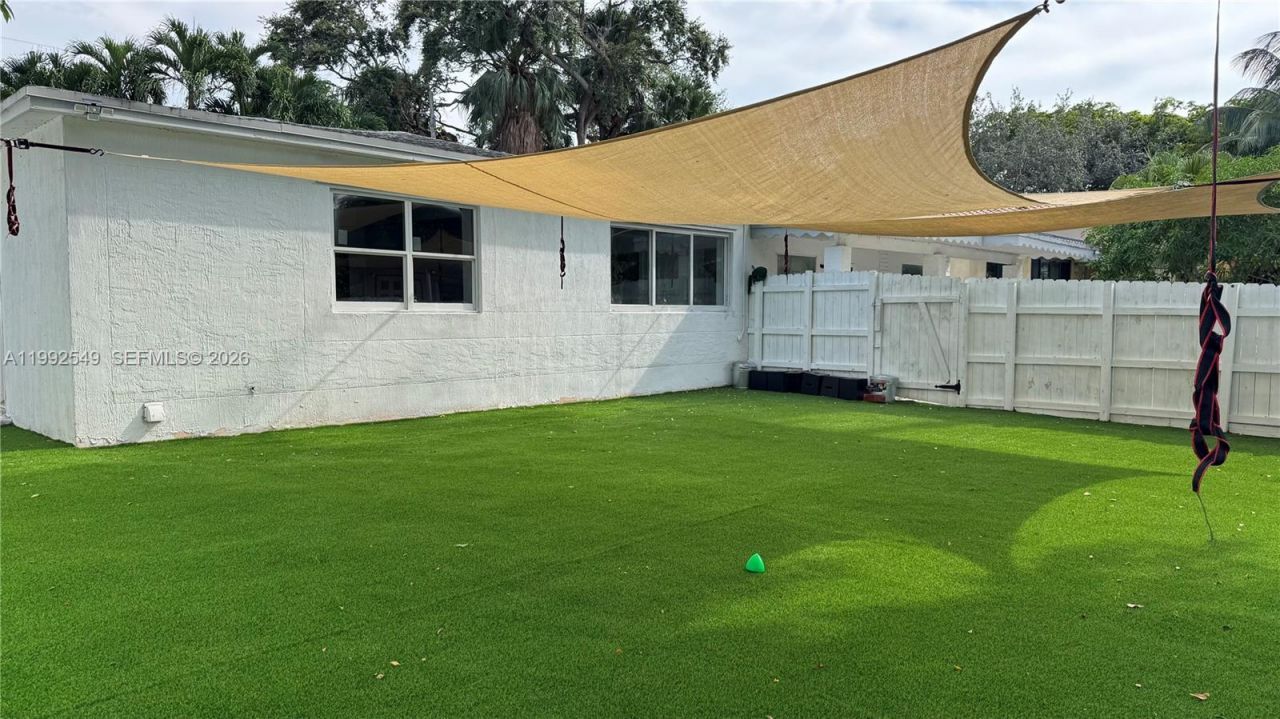 181 NE 121st St , North Miami, FL 33161 Photo