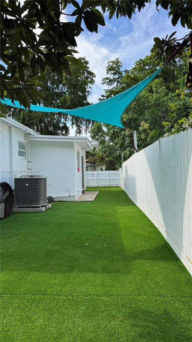 181 NE 121st St , North Miami, FL 33161 Photo