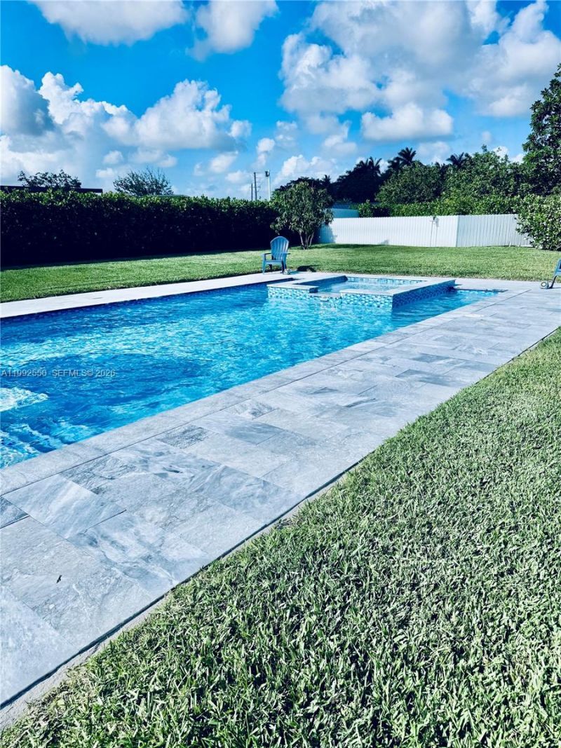 19303 SW 132nd Path, Miami, FL 33177 Photo