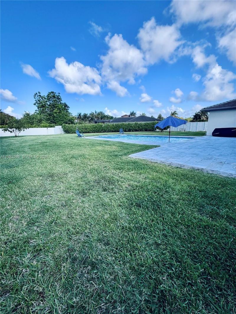 19303 SW 132nd Path, Miami, FL 33177 Photo