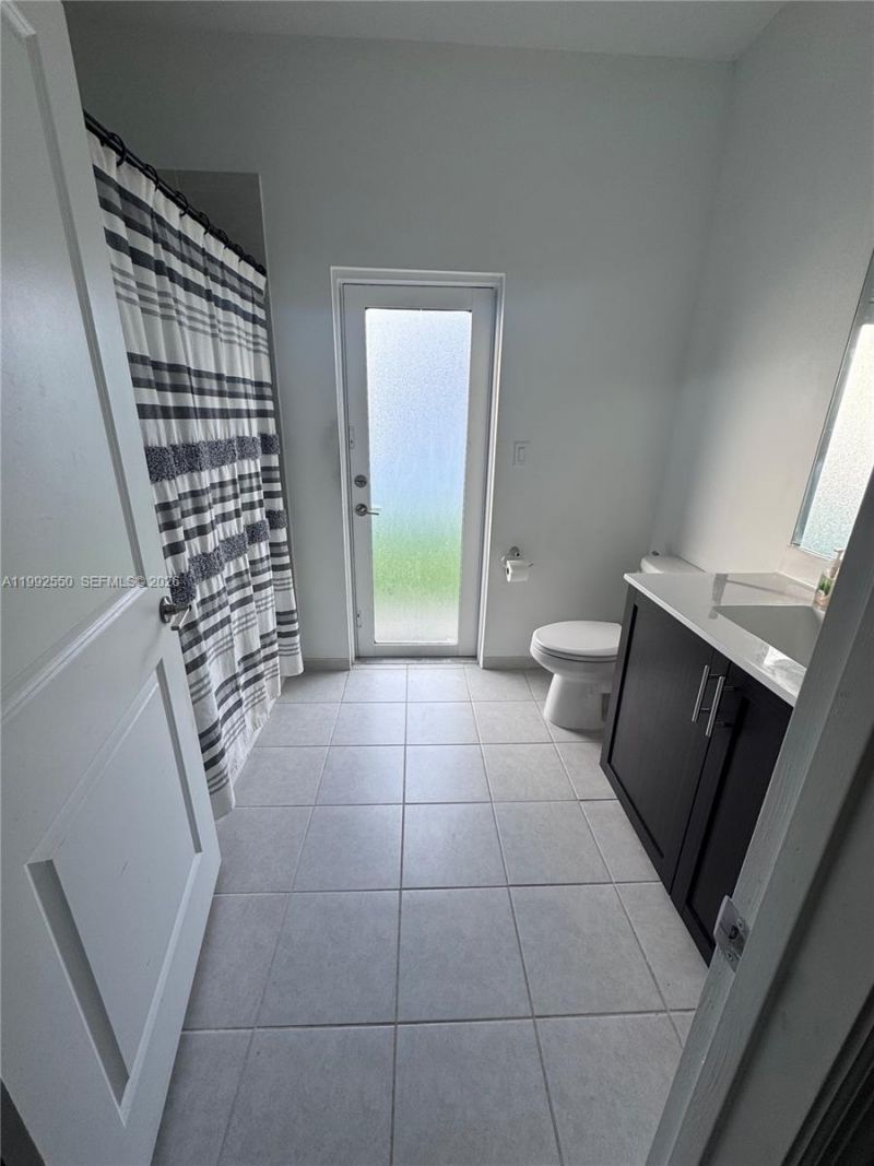 19303 SW 132nd Path, Miami, FL 33177 Photo