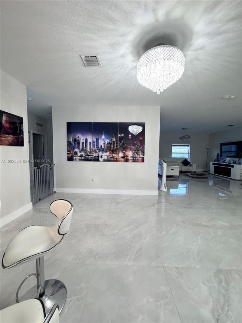 19303 SW 132nd Path, Miami, FL 33177 Photo