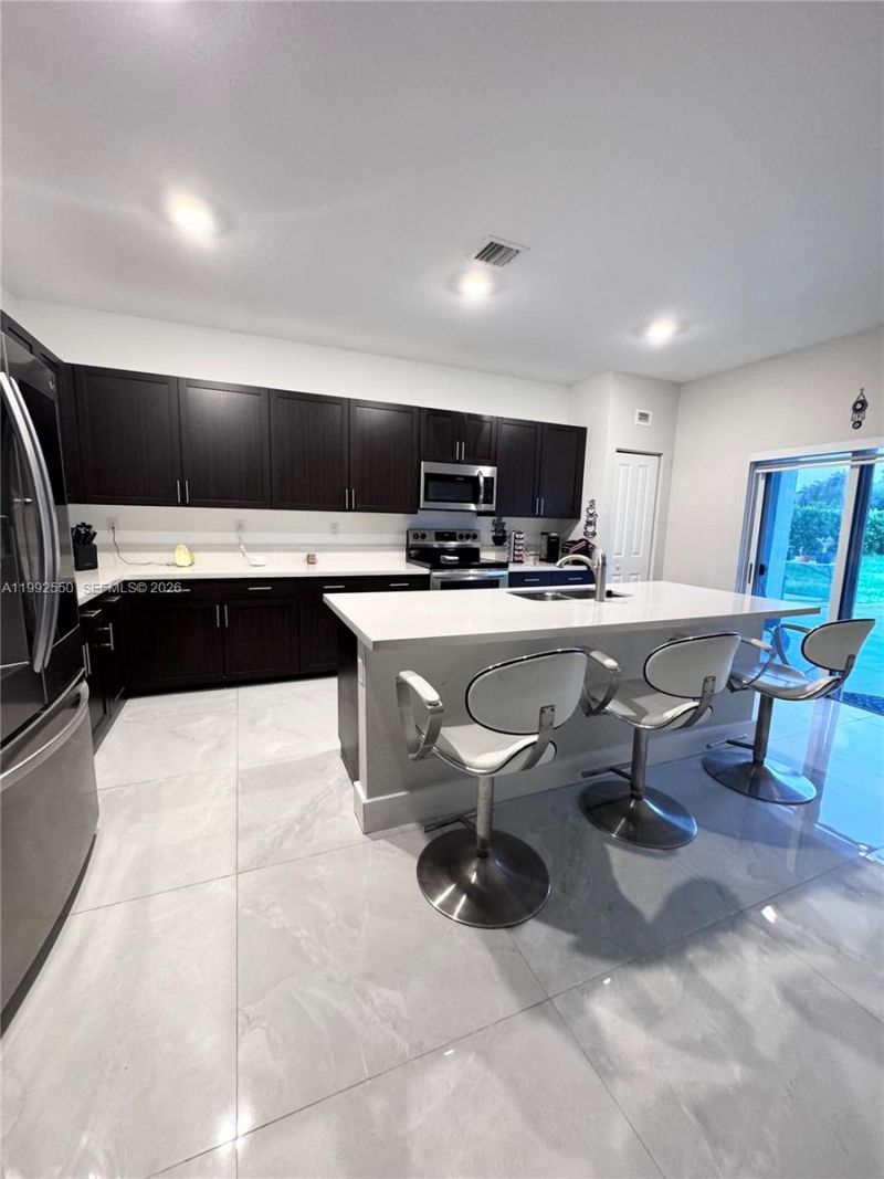 19303 SW 132nd Path, Miami, FL 33177 Photo