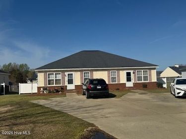 2120 Barefoot Park Lane SW, Wilson, NC 27893