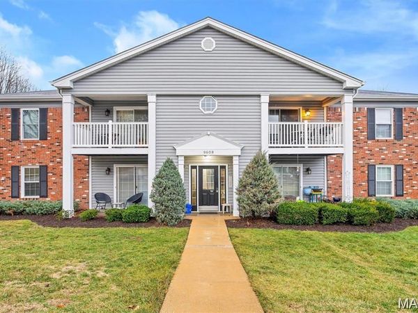 9608 Bent Pine Drive , St Louis, MO 63126