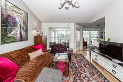 700 Daniel Ellis Drive photo 4