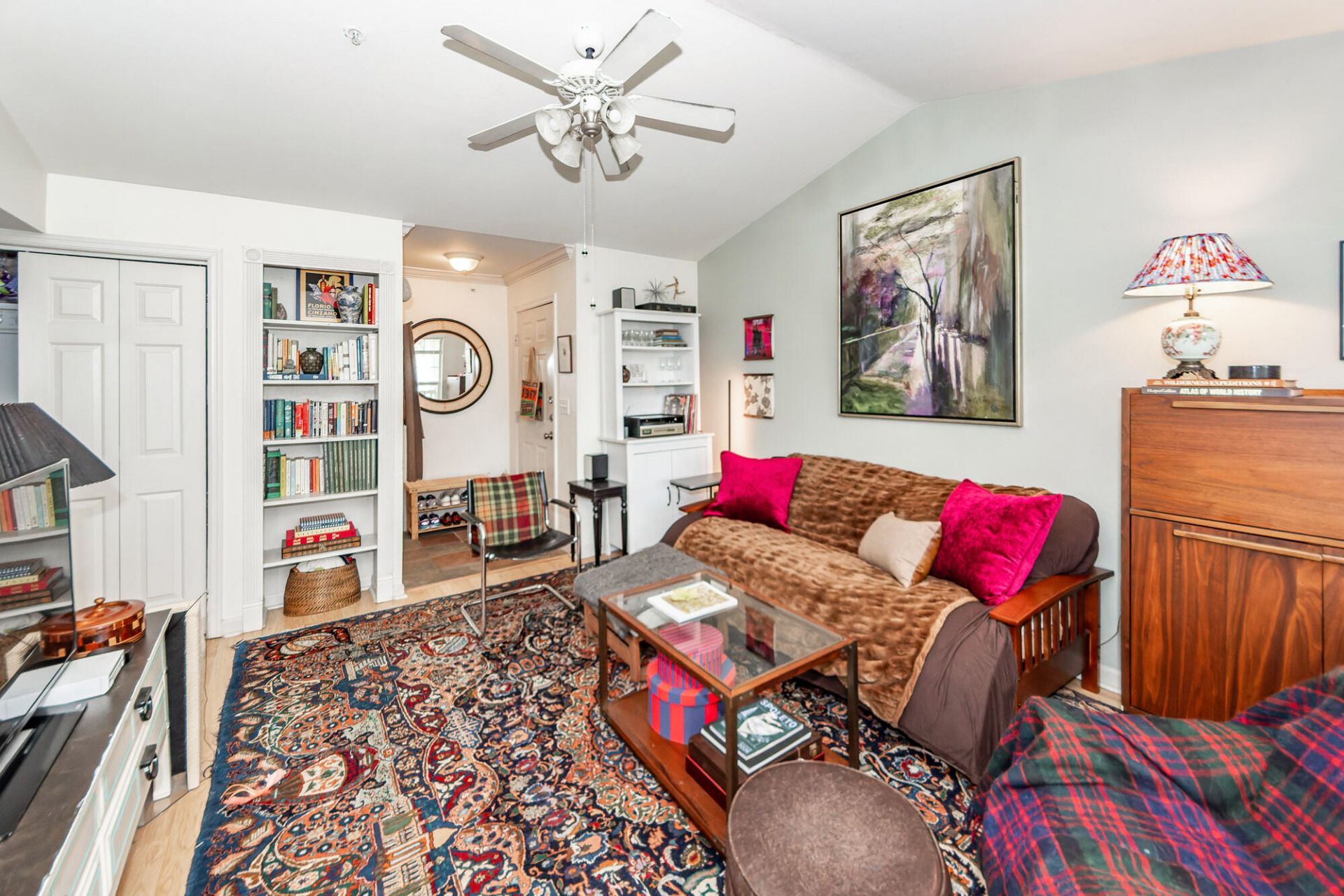 700 Daniel Ellis Drive Photo 6