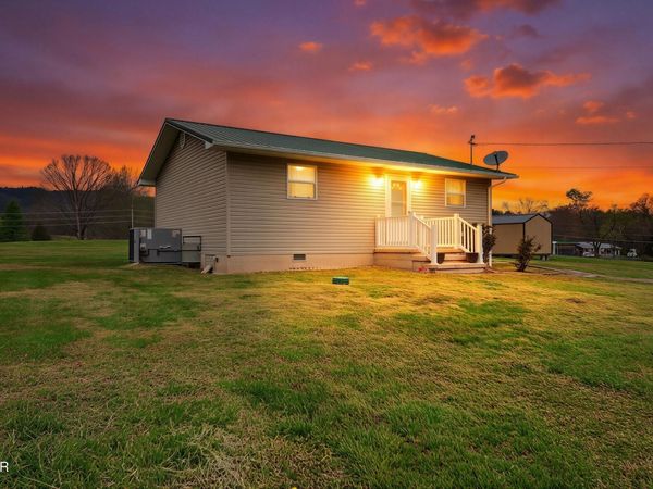 1926 Sail Way, Newport, TN 37821