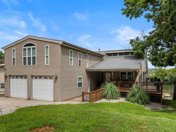 690 N Cove Court, Decatur, IL 62521