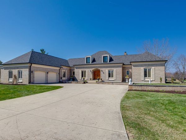 4N630 Eaton Way , West Chicago, IL 60185