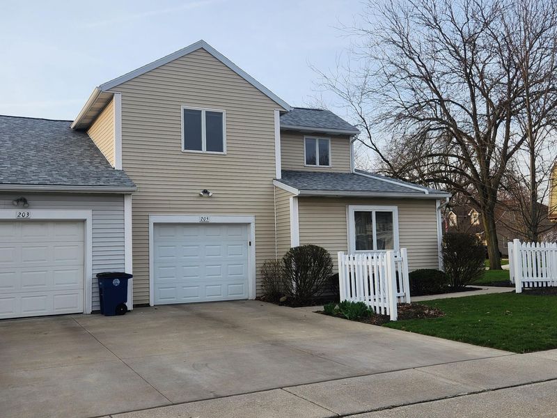 205 W South Street, Saint Marys, OH 45885 Photo 4