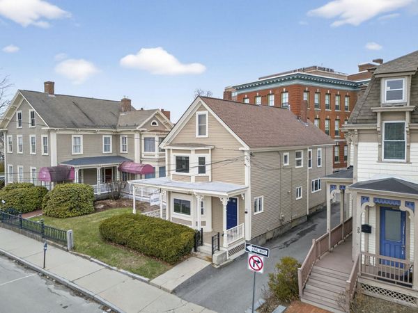35 E Pearl Street, Nashua, NH 03060