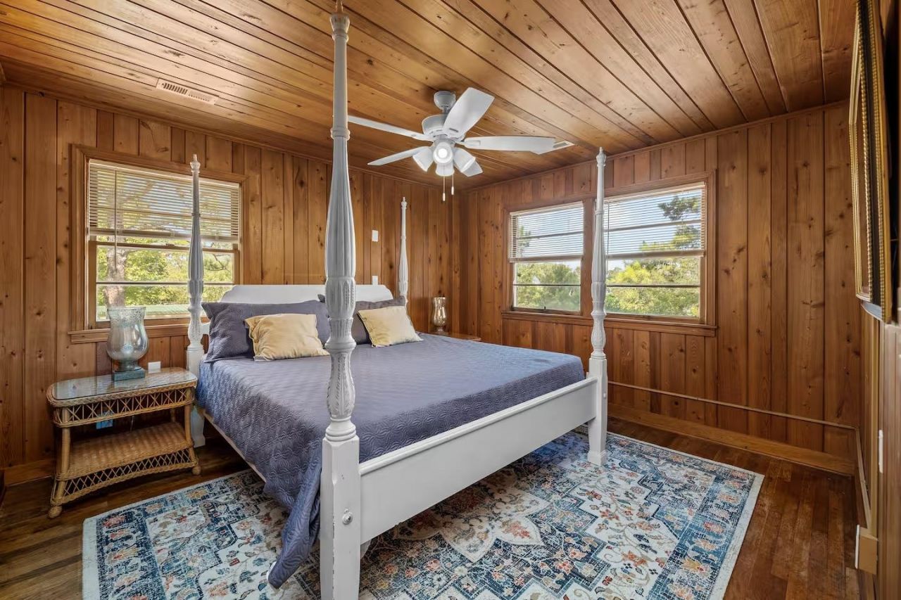 1505 Edge Dr. Photo 30