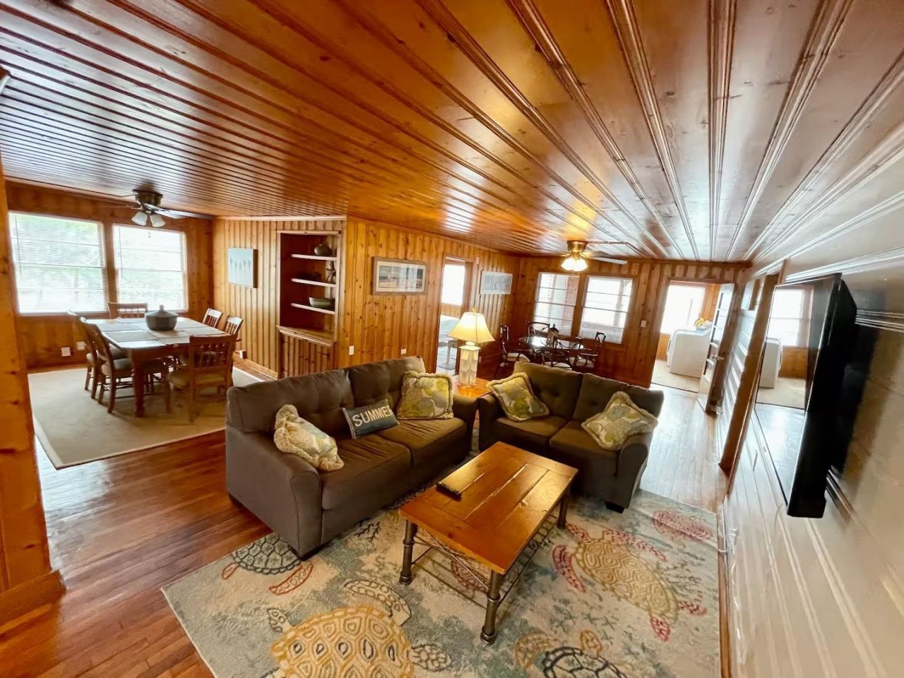 1505 Edge Dr. Photo 8