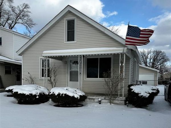 7286 Gilman Street, Westland, MI 48185