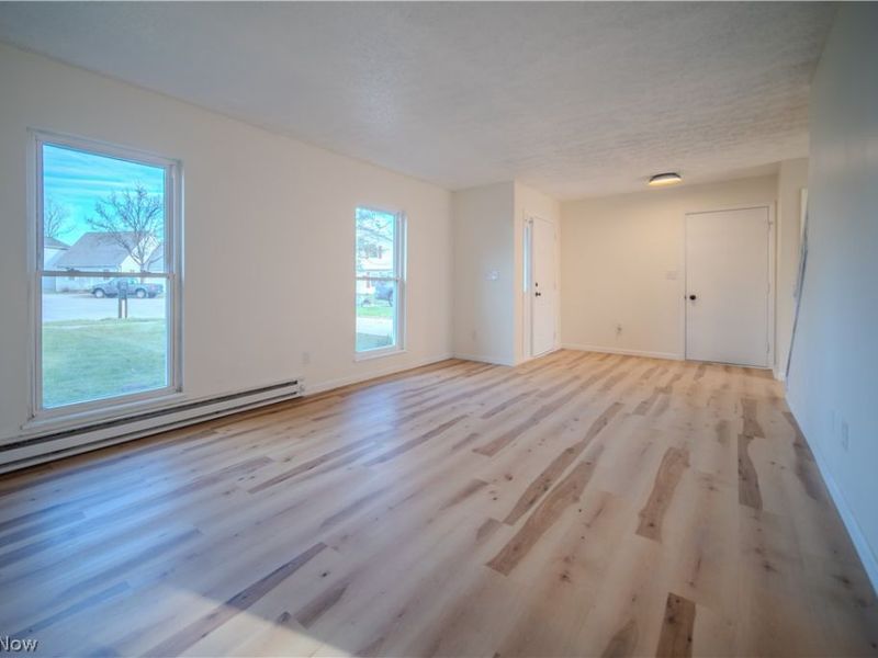 886 Bunker Hill, Medina, OH 44256 Photo 2