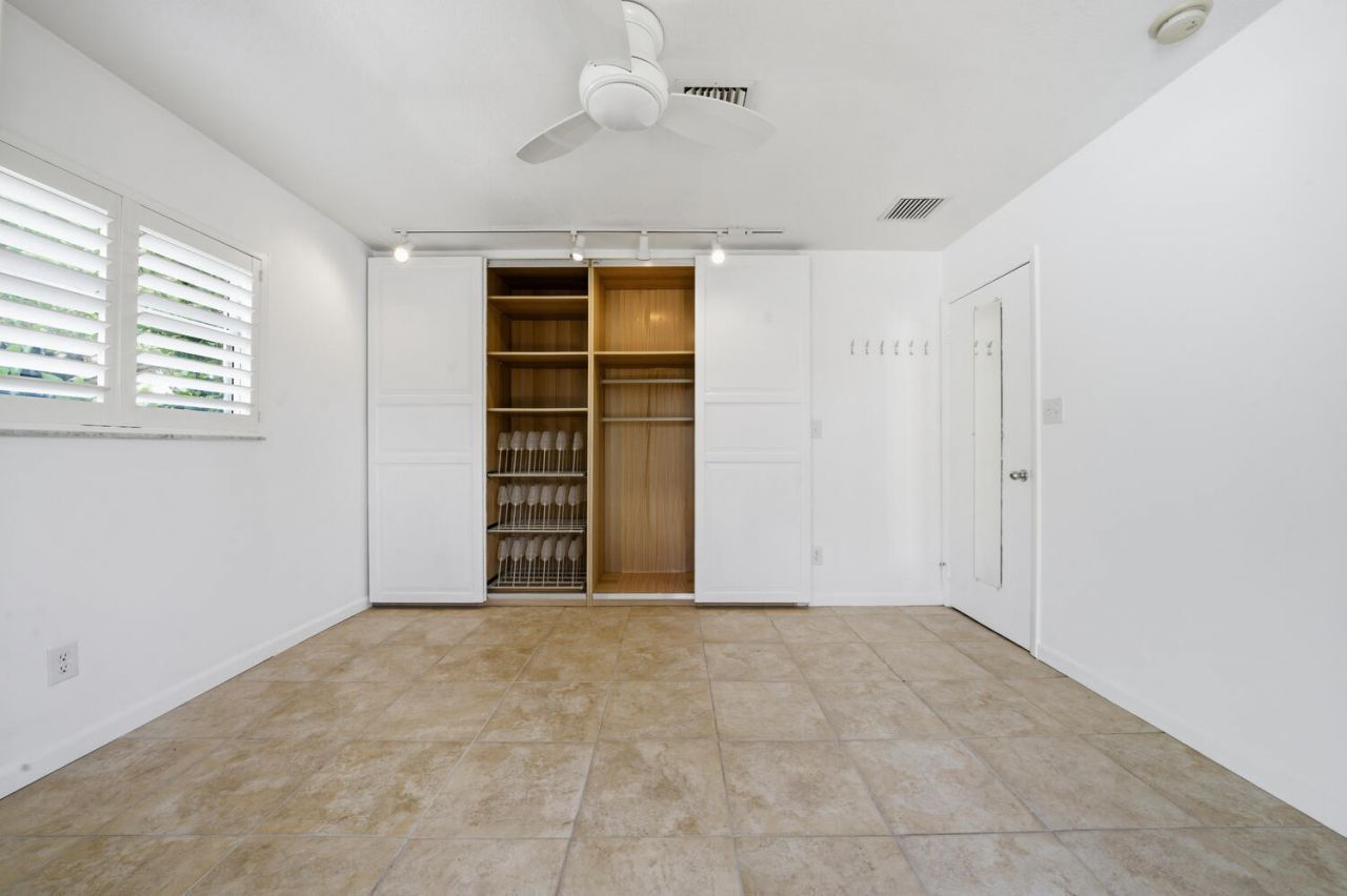 1200 NE 17th Court, Unit 1, Fort Lauderdale, FL 33305 Photo