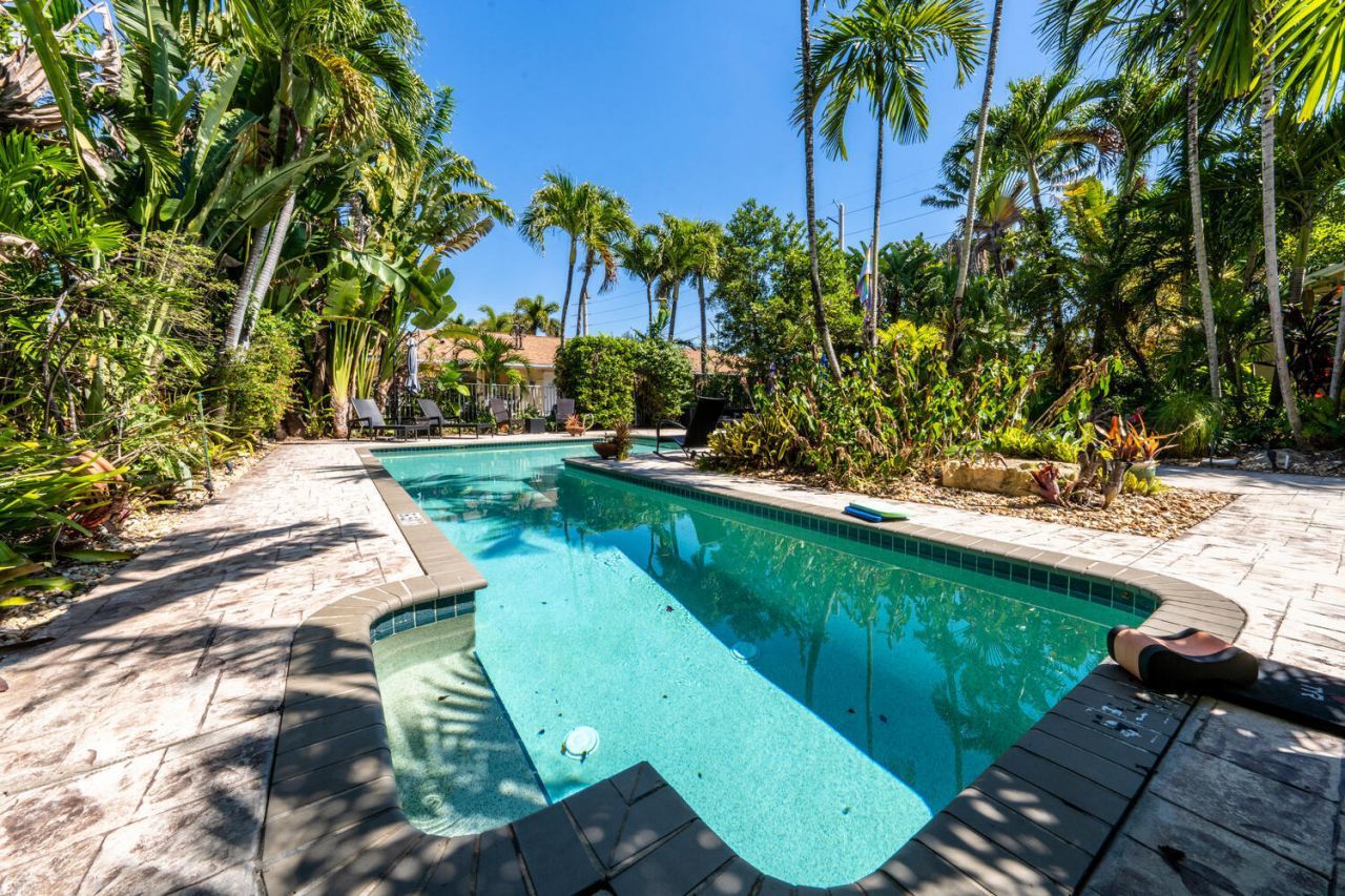 1200 NE 17th Court, Unit 1, Fort Lauderdale, FL 33305 Photo