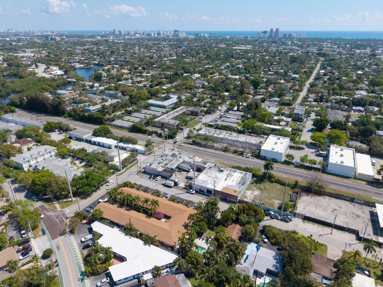 1200 NE 17th Court, Unit 1, Fort Lauderdale, FL 33305 Photo