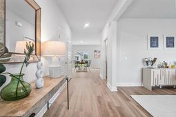 1012 Salient Court  photo 4