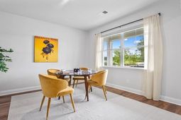 1012 Salient Court  photo 4