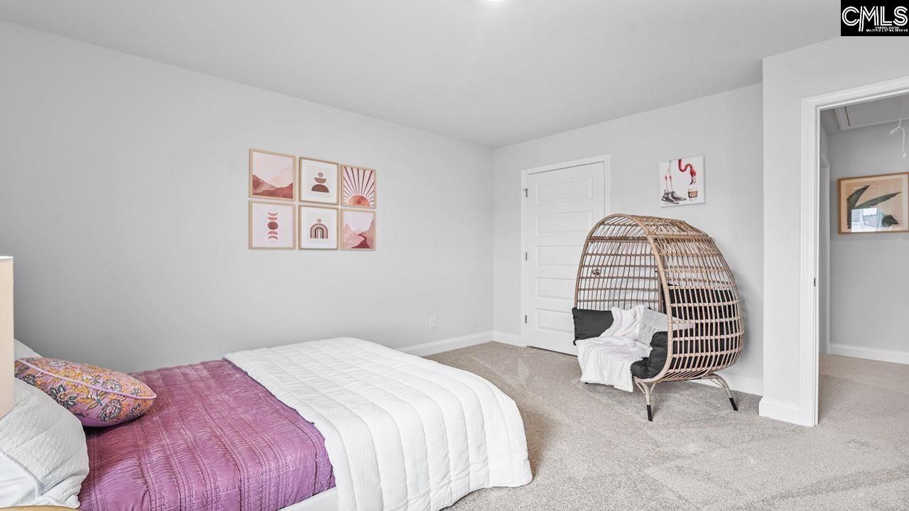 1012 Salient Court  Photo 32