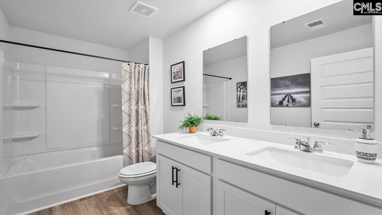 1012 Salient Court  Photo 33