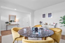 1012 Salient Court  photo 4