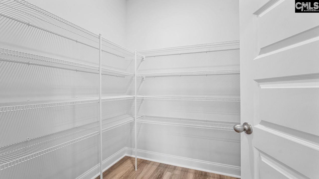 1012 Salient Court  Photo 8