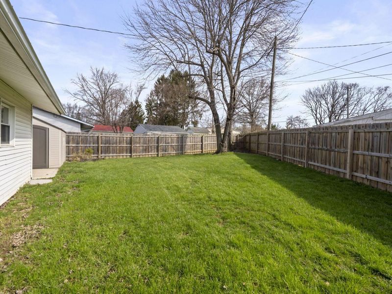 100 Saratoga Drive , Johnstown, OH 43031 Photo 4