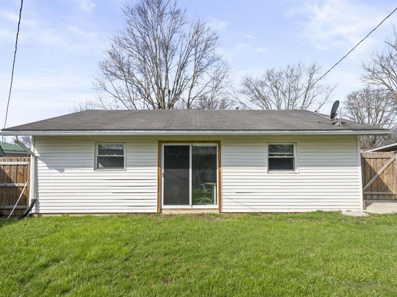 100 Saratoga Drive , Johnstown, OH 43031 Photo 5