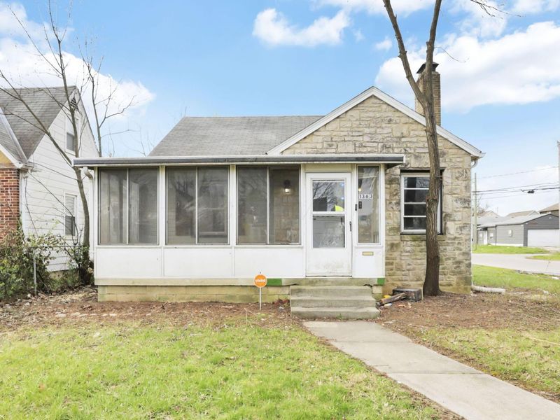 1363 Duxberry Avenue , Columbus, OH 43211 Photo 1