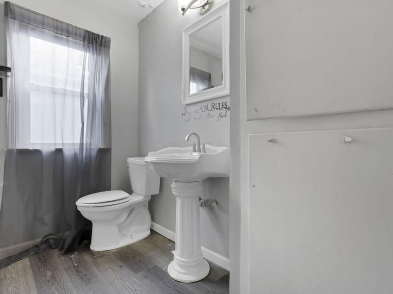 1363 Duxberry Avenue , Columbus, OH 43211 Photo 16